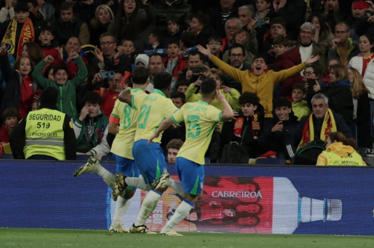 Brasilien 3-3 Spanien: Spændende uafgjort